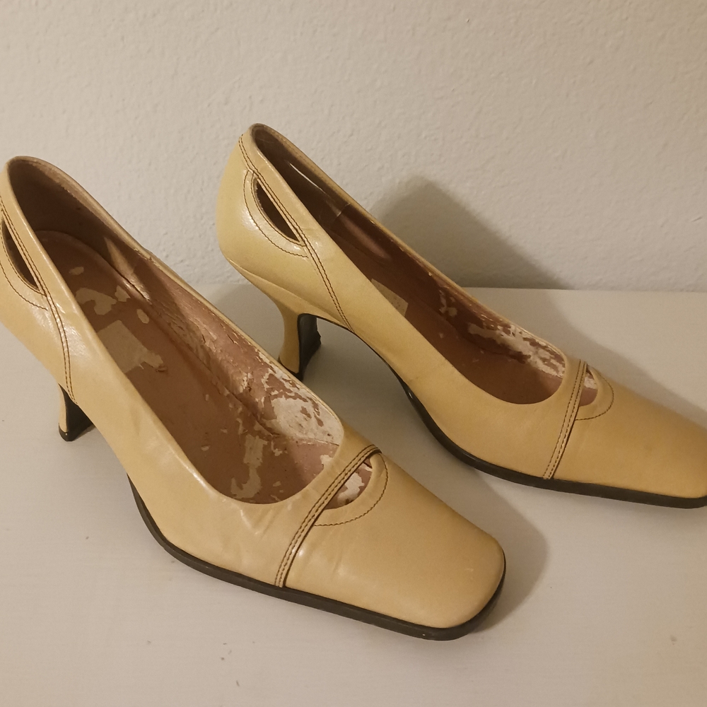 Nine West Cream Heels with Strap Detail